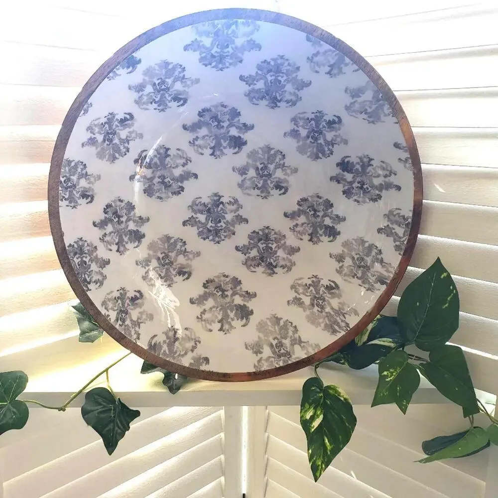WOOD AND ACRYLIC DECORATIVE BOWL